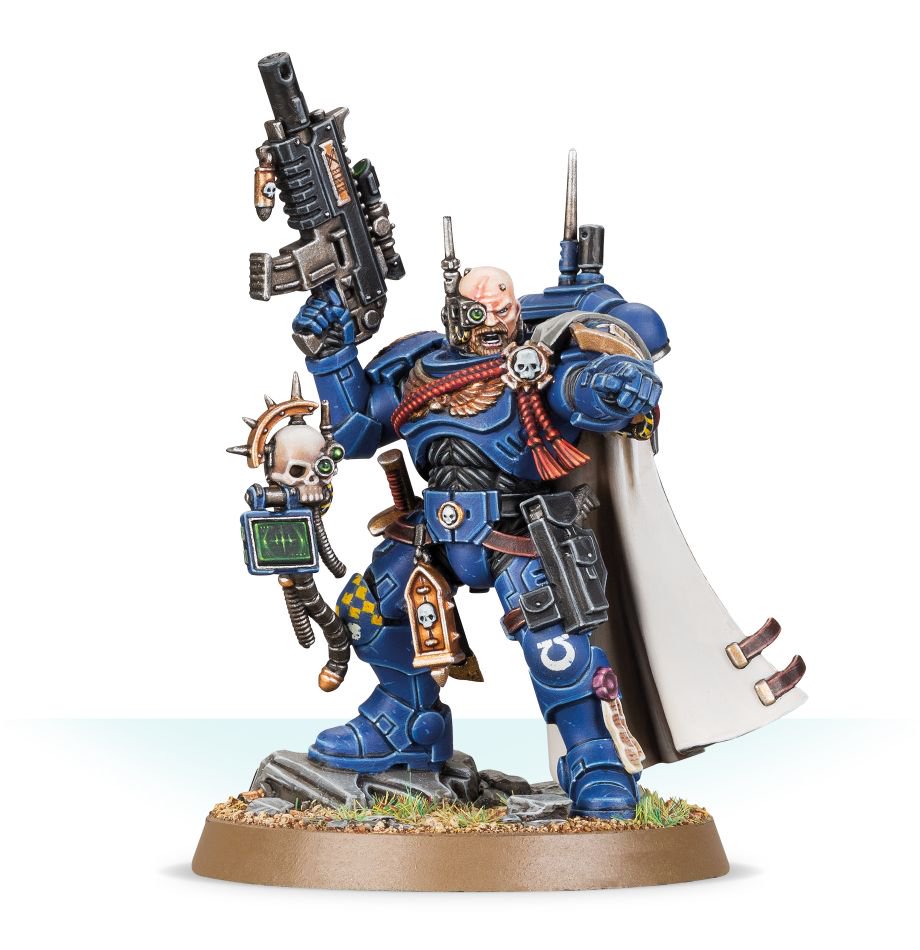 Warhammer 40k: Space Marines: Captain in Phobos Armour